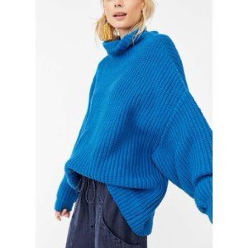 Free People Mykonos Blue Swim Too Deep Pullover Oversized Knit Sweater NWT Med